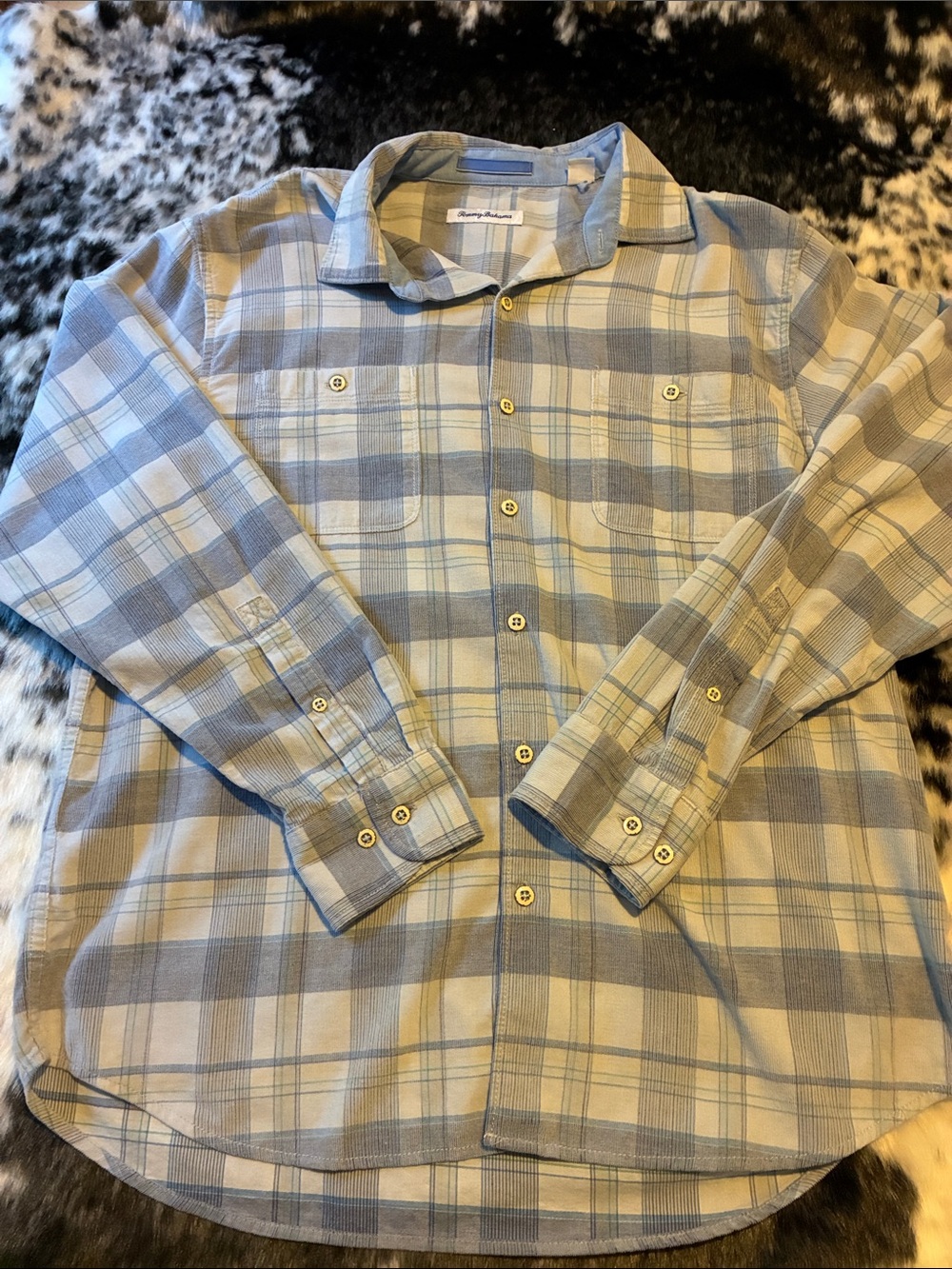 Tommy Bahama men’s blue and gray plaid button-down long-sleeve shirt